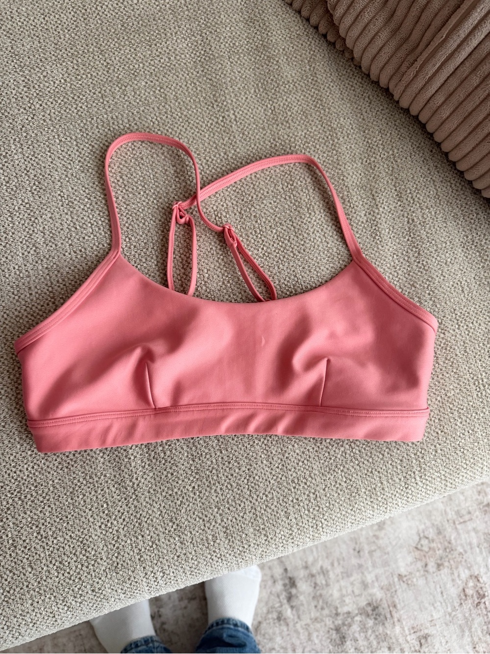 ALO yoga airlift sports bra color lemonade